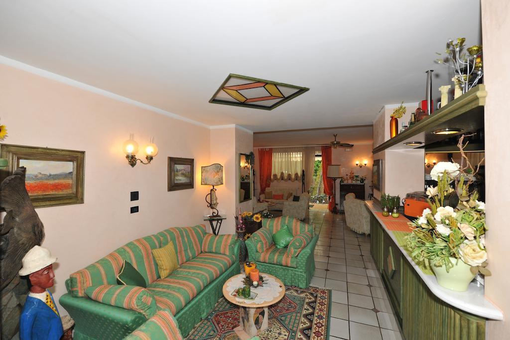 Hotel Kyrton Forte dei Marmi Exteriör bild