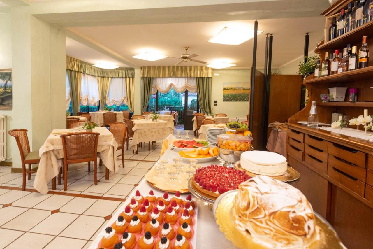 Hotel Kyrton Forte dei Marmi Exteriör bild